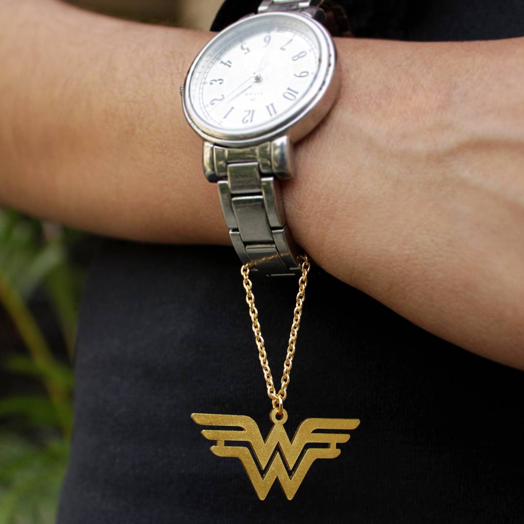 Wonder Woman Watch Charm : ACWC011