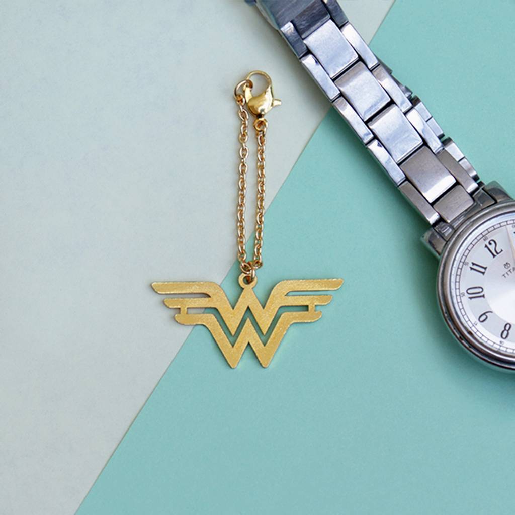Wonder Woman Watch Charm : ACWC011