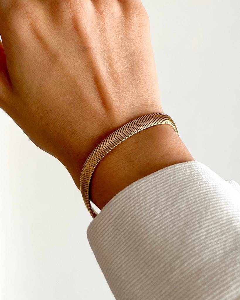 18K Gold Plated Viper Bracelet : B55