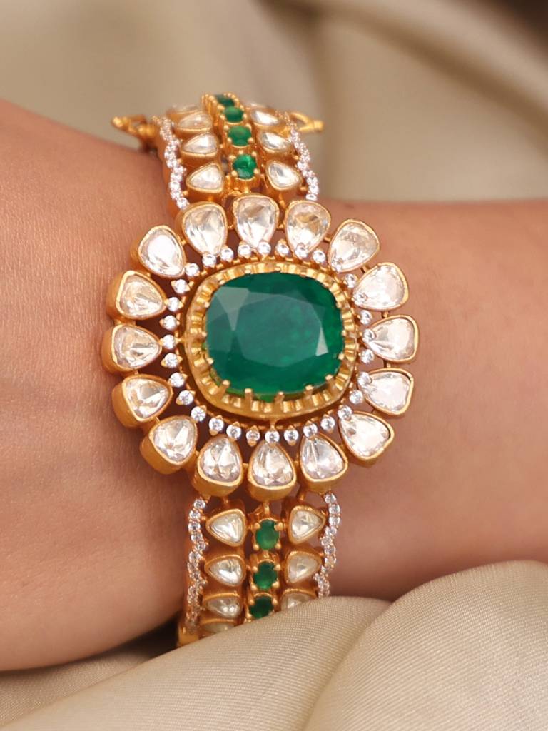 Emerald Crown Bracelet : AGBR30