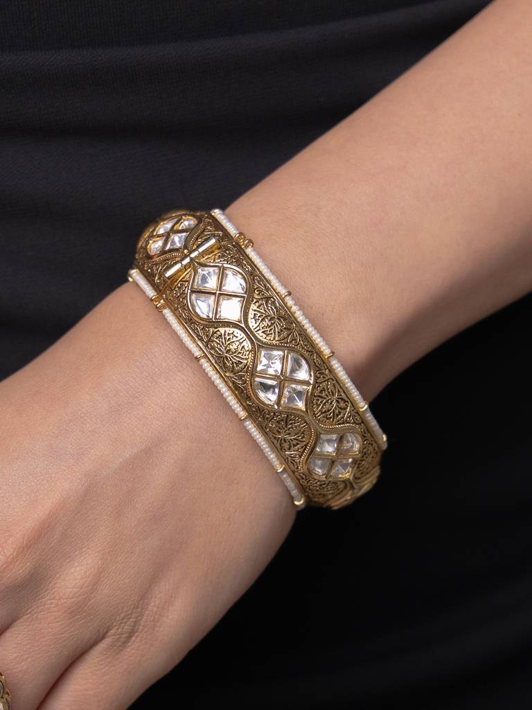 Golden Sovereign Bangle Set : AGBR40