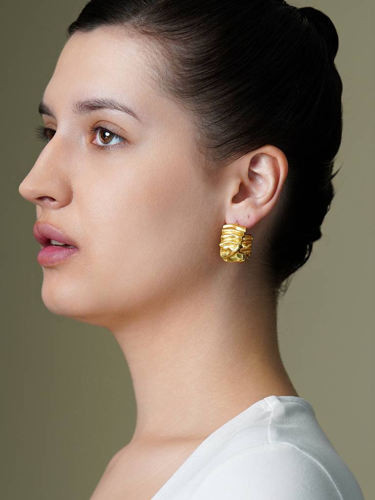 Textured Gold Hoop Earrings : AGER36