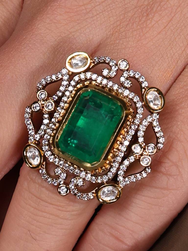 Royal Emerald Polki Ring : AGRG15