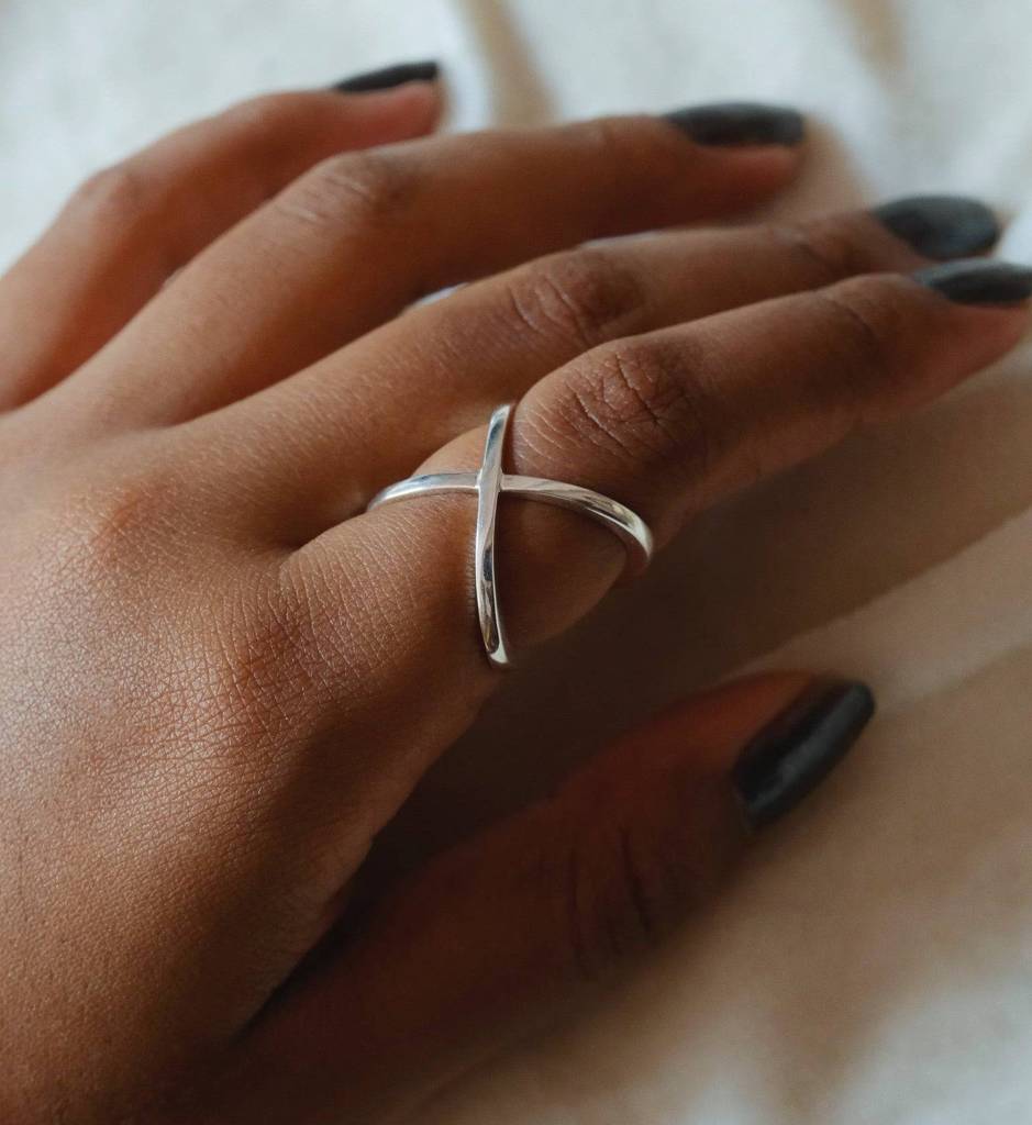 Criss Cross Ring : AJJSS0108