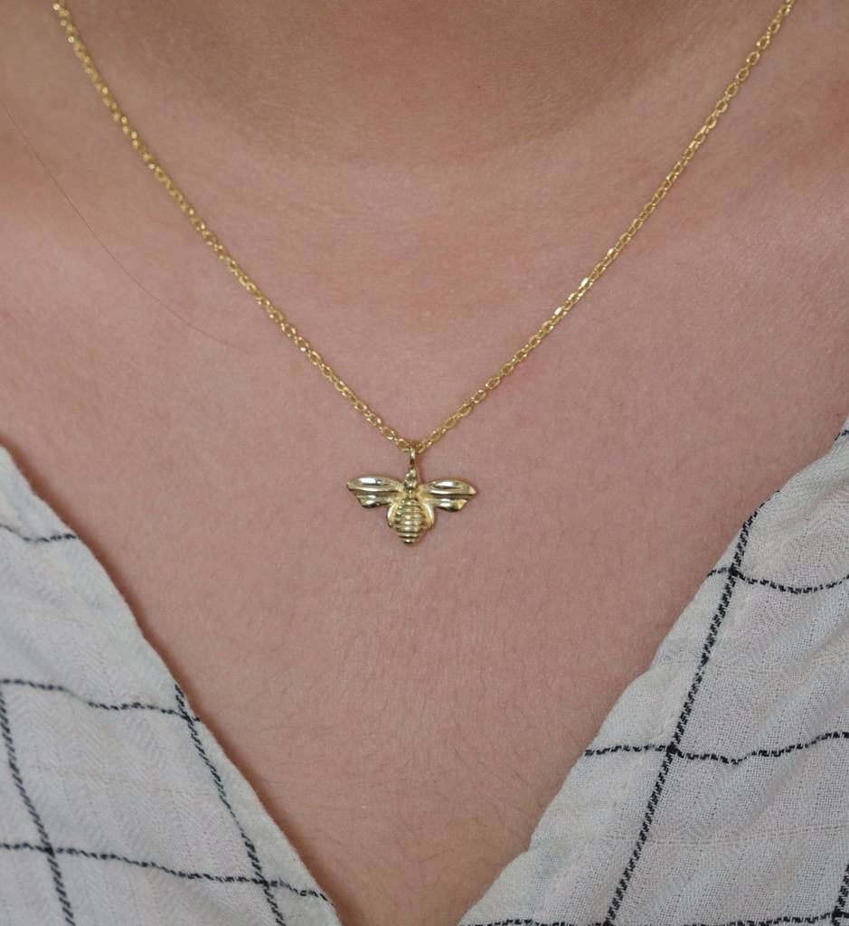 Bee Necklace : AJJSS0217