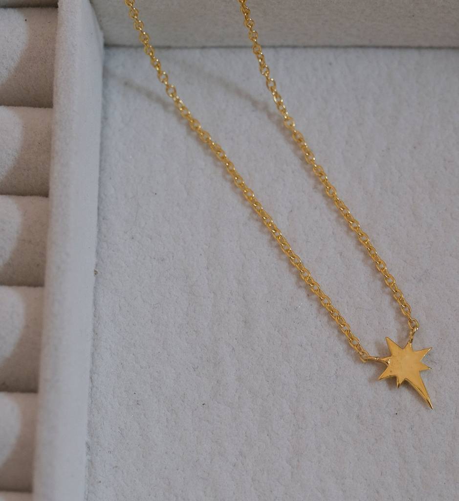 Gold North Star Necklace : AJJSS0235