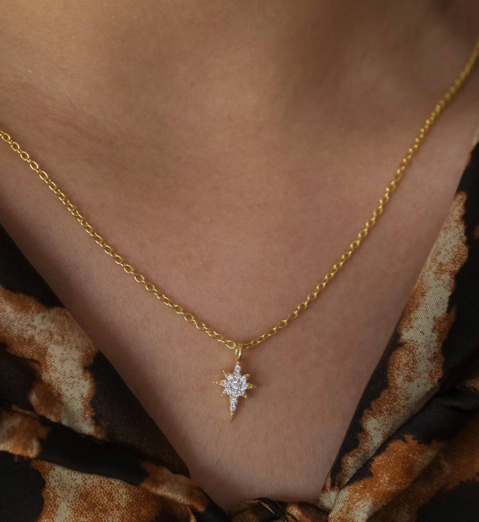 Studded North Star Necklace : AJJSS0243