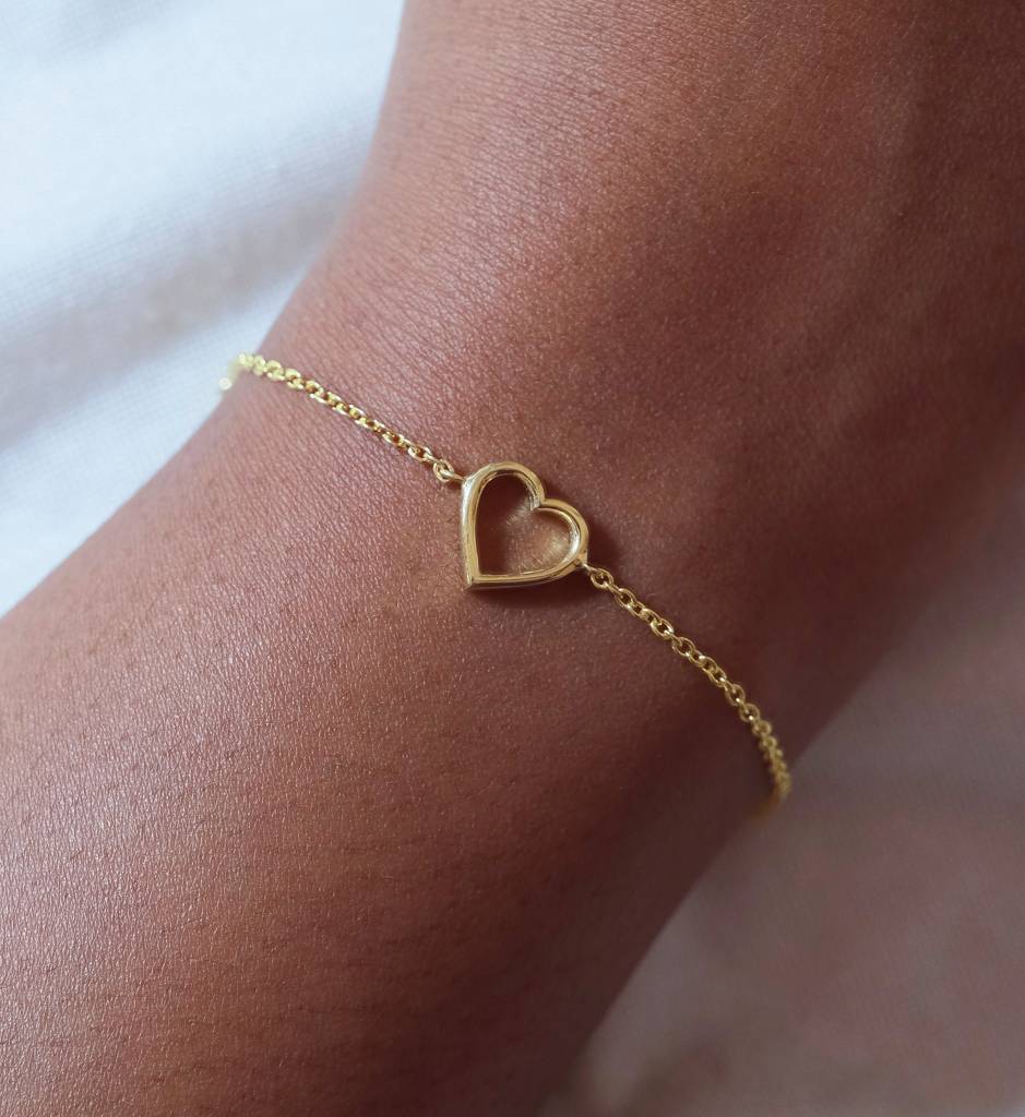 Hollow Heart Bracelet : AJJSS0305