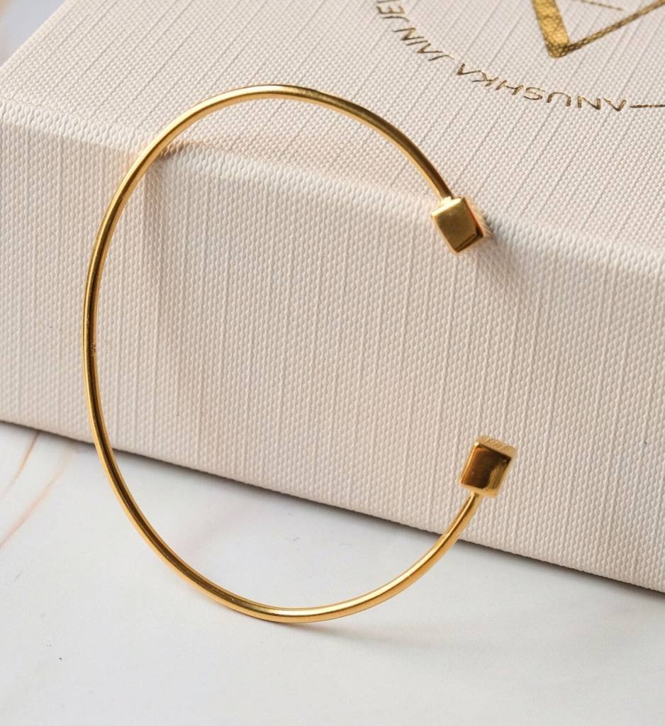 Thin Bracelets : AJJSS0312