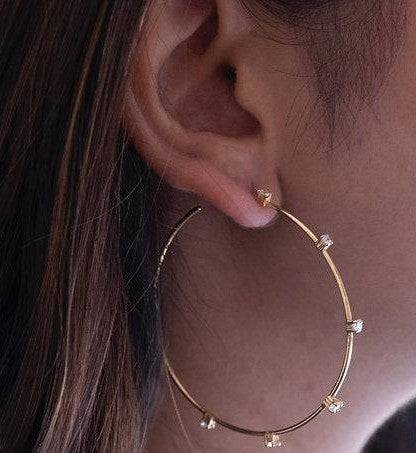 Stationed Thin Hoop Earring : AJJSS0358