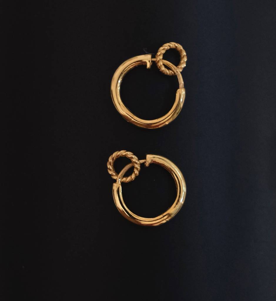 Hoops La Hoop Huggie : AJJSS0385