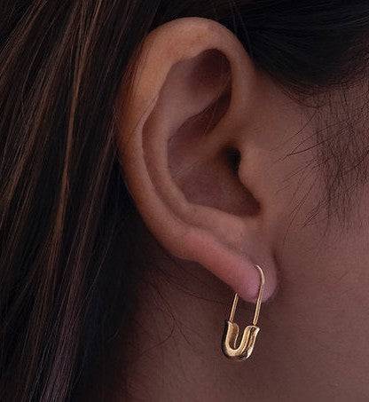 Mini Safety Pin Earrings : AJJSS0413
