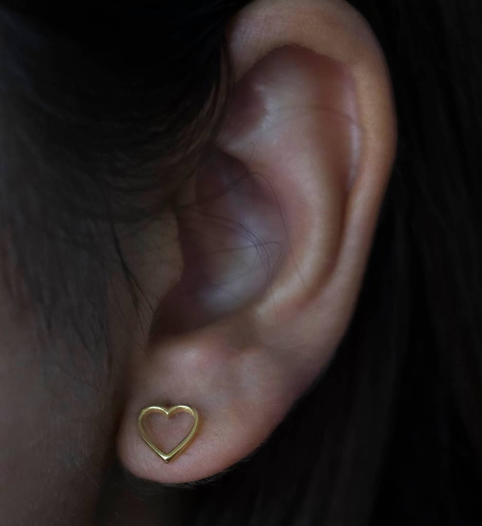 Gold Heart Studs : AJJSS0611