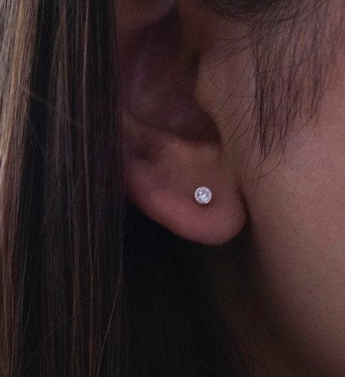 Round Diamond Studs : AJJSS0612