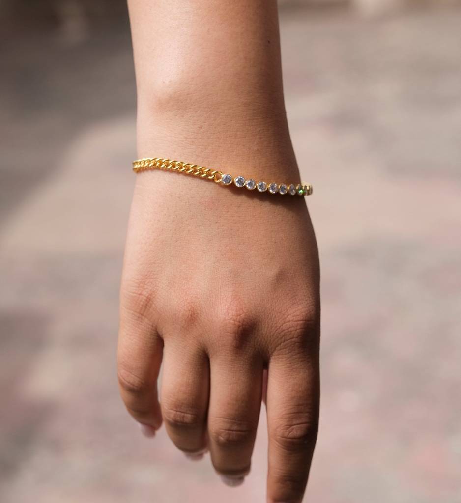 Curb Diamond Tennis Bracelet : AJJ_0218_SSGV5