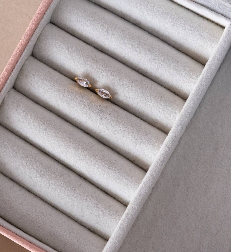 Marquise Studs : AJJ_0390_SSGV