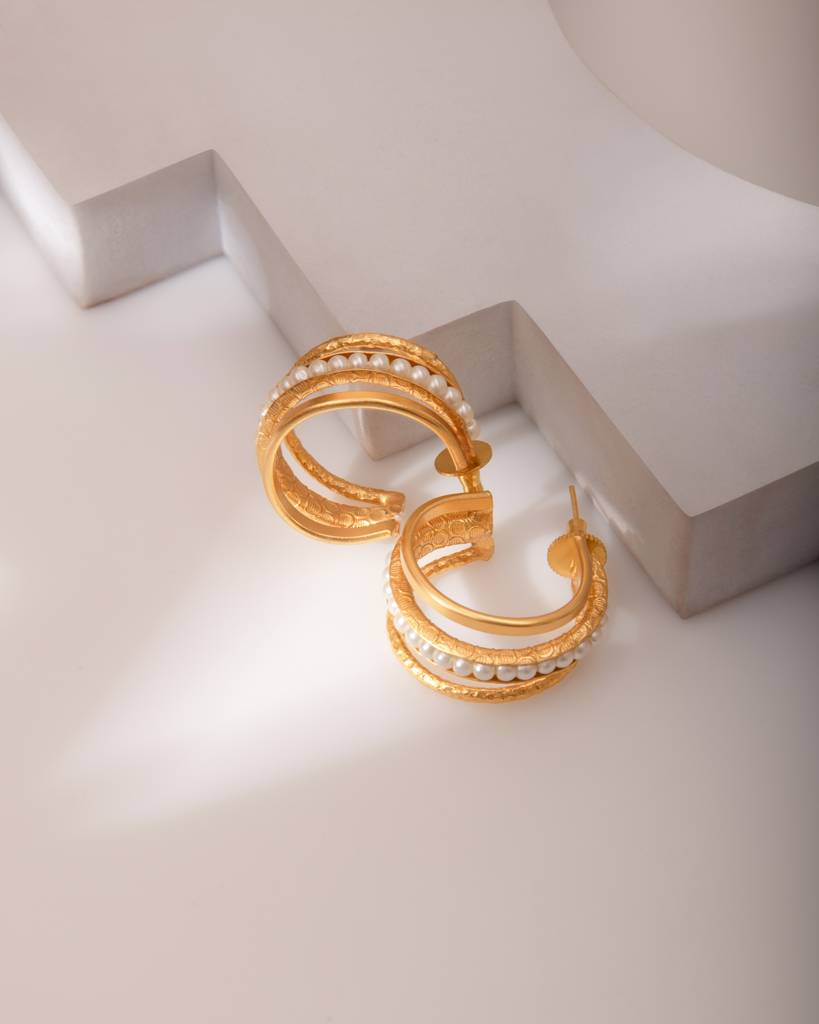 Eternal Glow Hoops : AJKE38