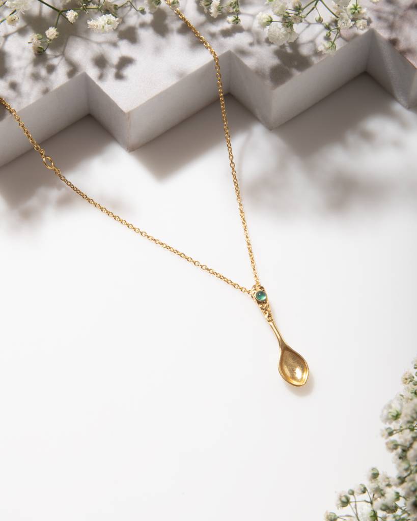 Emerald Spoon Pendant Necklace : AJKN4