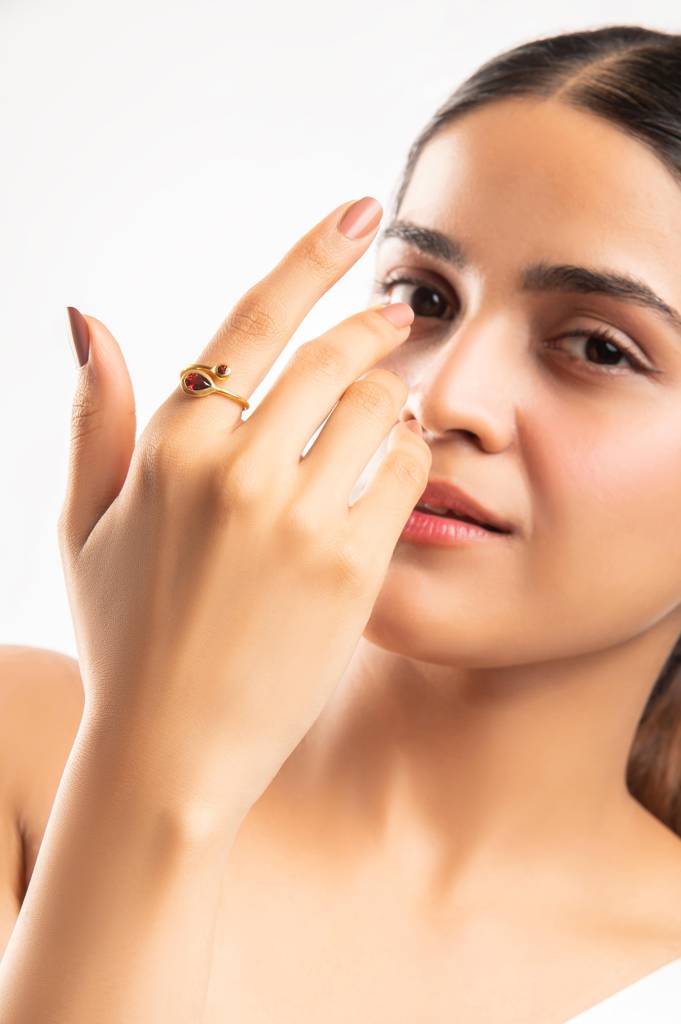 Garnet Glow Wrap Ring : AJPR1