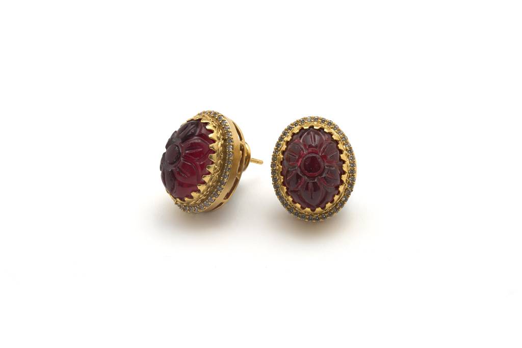 Gulmohar Crimson Studs : 1041