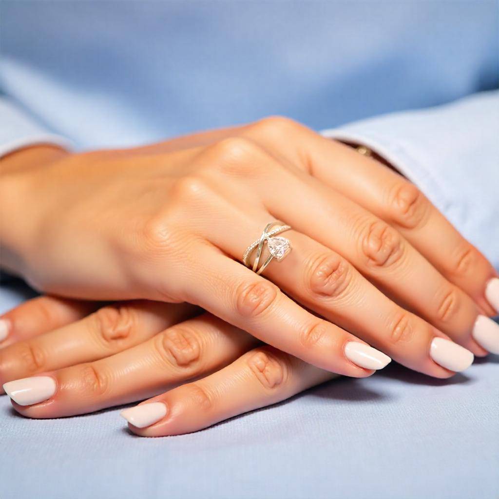 Silver Plated Amor Infinity Heart Ring For Women & Girls : AMARINWH