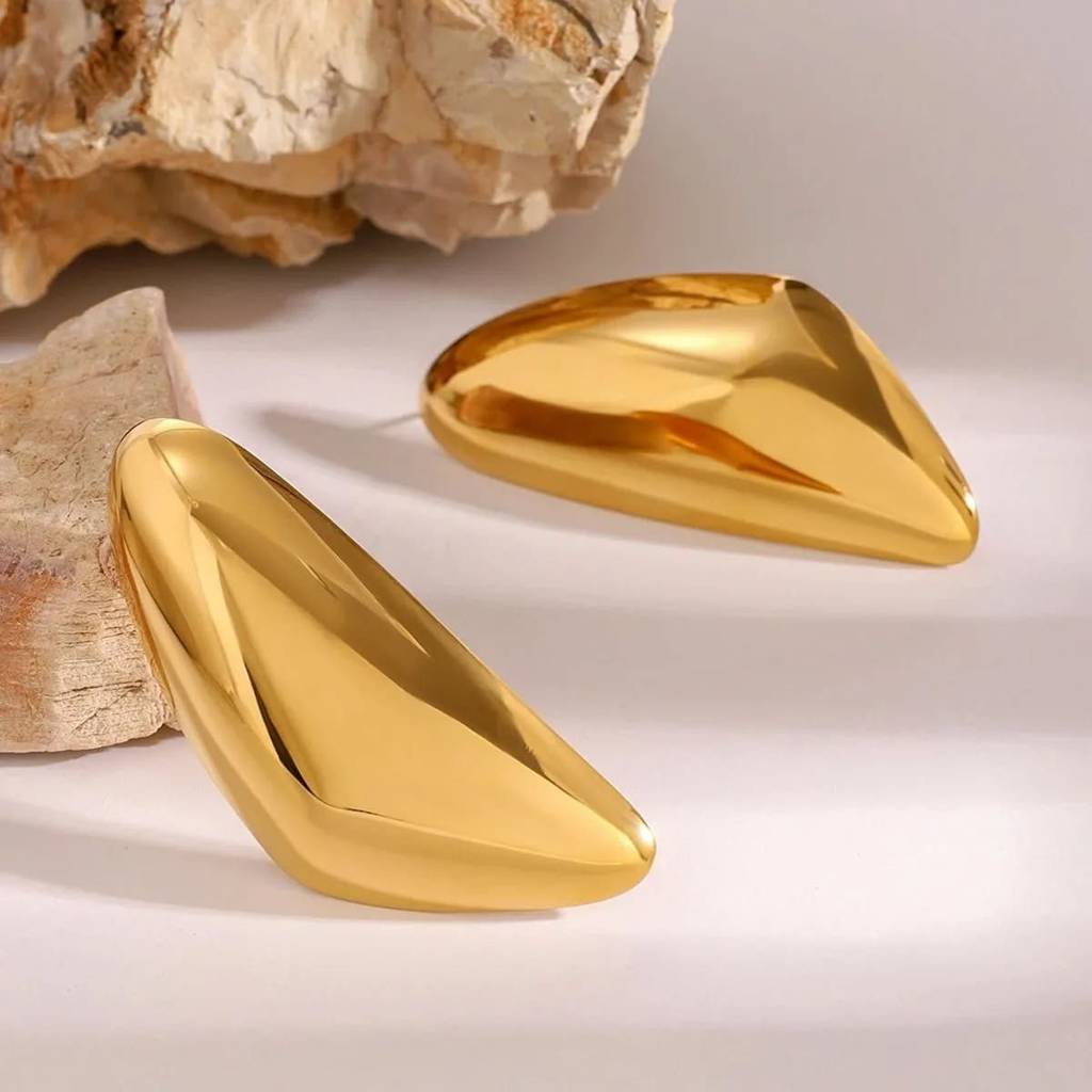 Sculpted Shield Drop Earrings For Women & Girls : AMASCUSHIGD