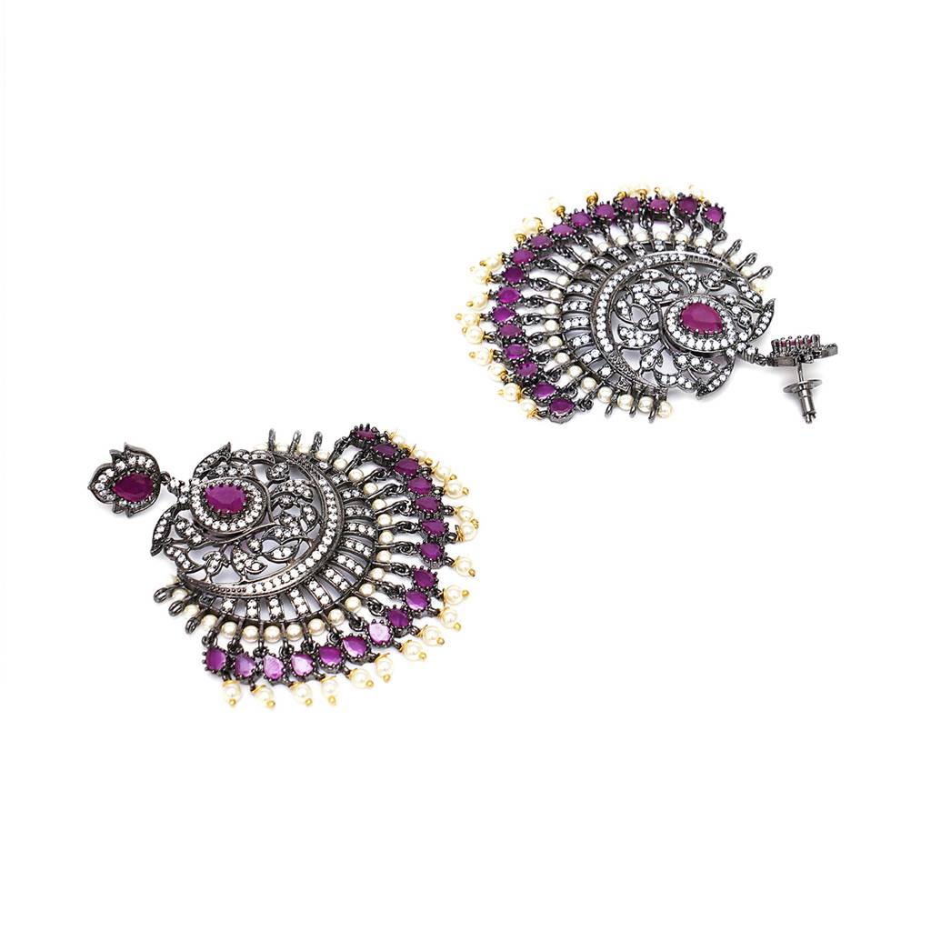 Diamond & Maroon Stone Earrings With Matching Maang Tikka : RSA23-51