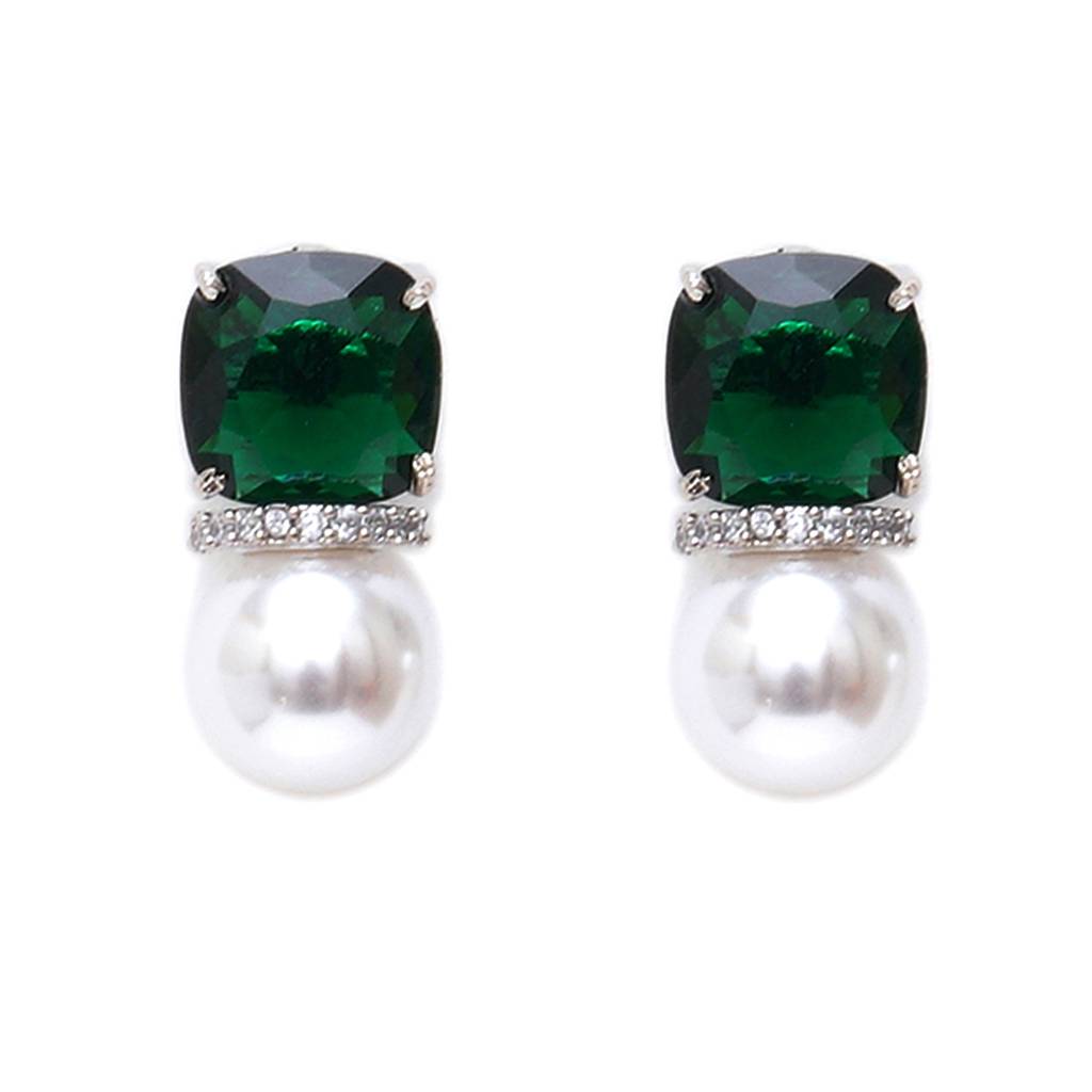 Jade Pearl Studs : RSA23-30