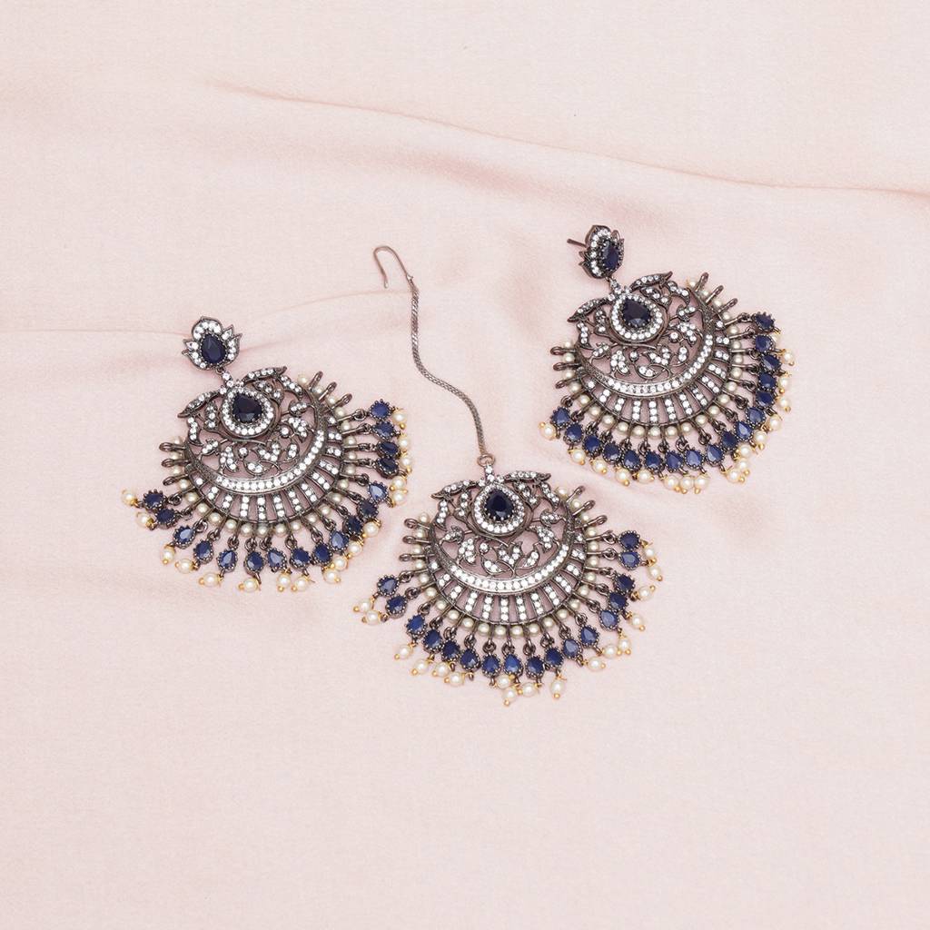 Diamond & Blue Stone Earrings With Matching Maang Tikka : RSA23-53