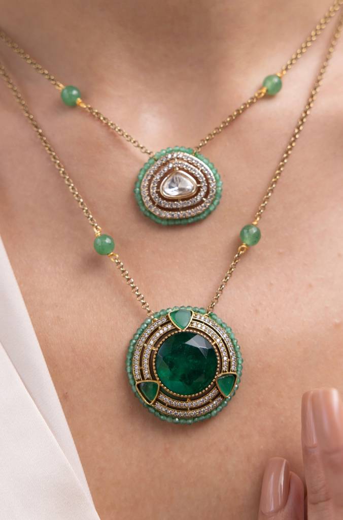 Ashvika Crystal Necklace : APRNK18