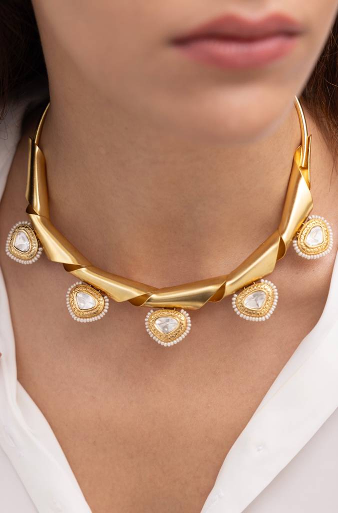 Nyra Choker : APRNK28