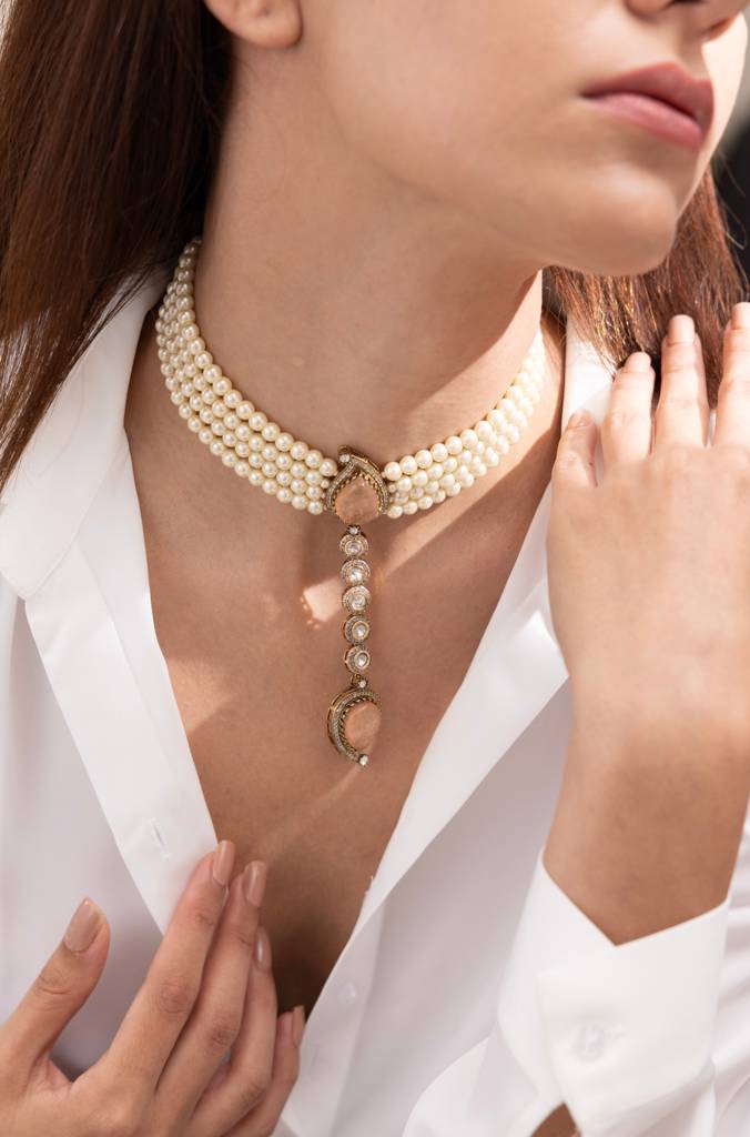Ritika Choker : APRNK34