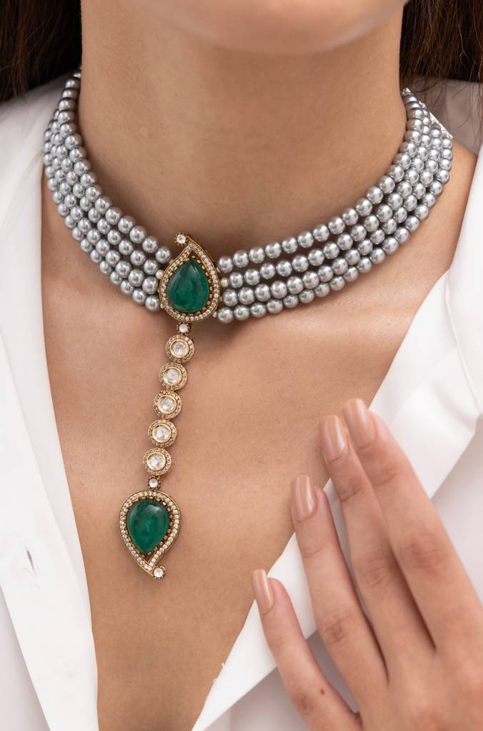 Avarna Choker : APRNK35