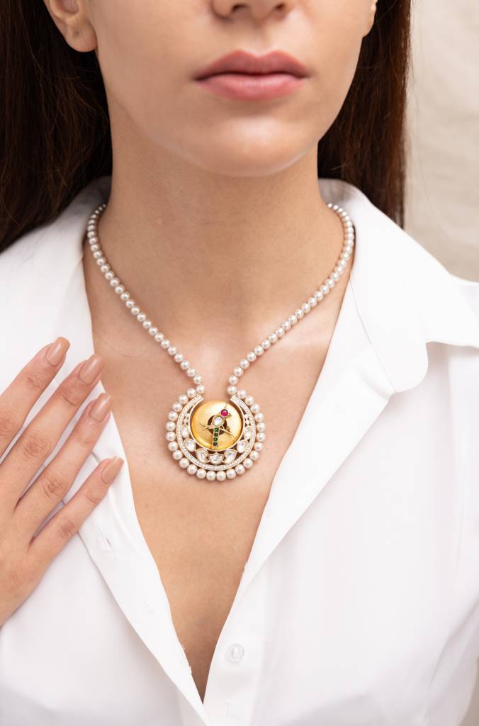 Chaitri Necklace : APRNK37