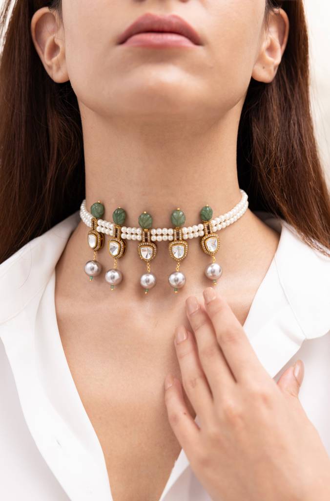 Devira Choker : APRNK38