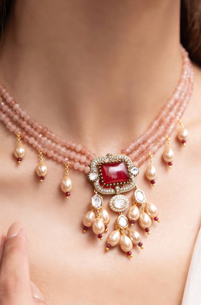 Yuvika Necklace Set : APRSET36