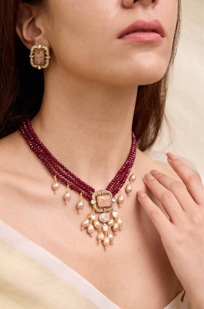 Ovi Necklace Set : APRSET38