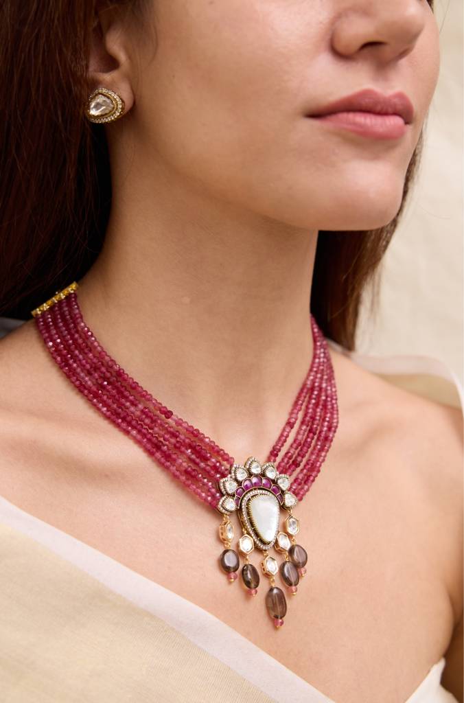 Ishira Necklace : APRSET54