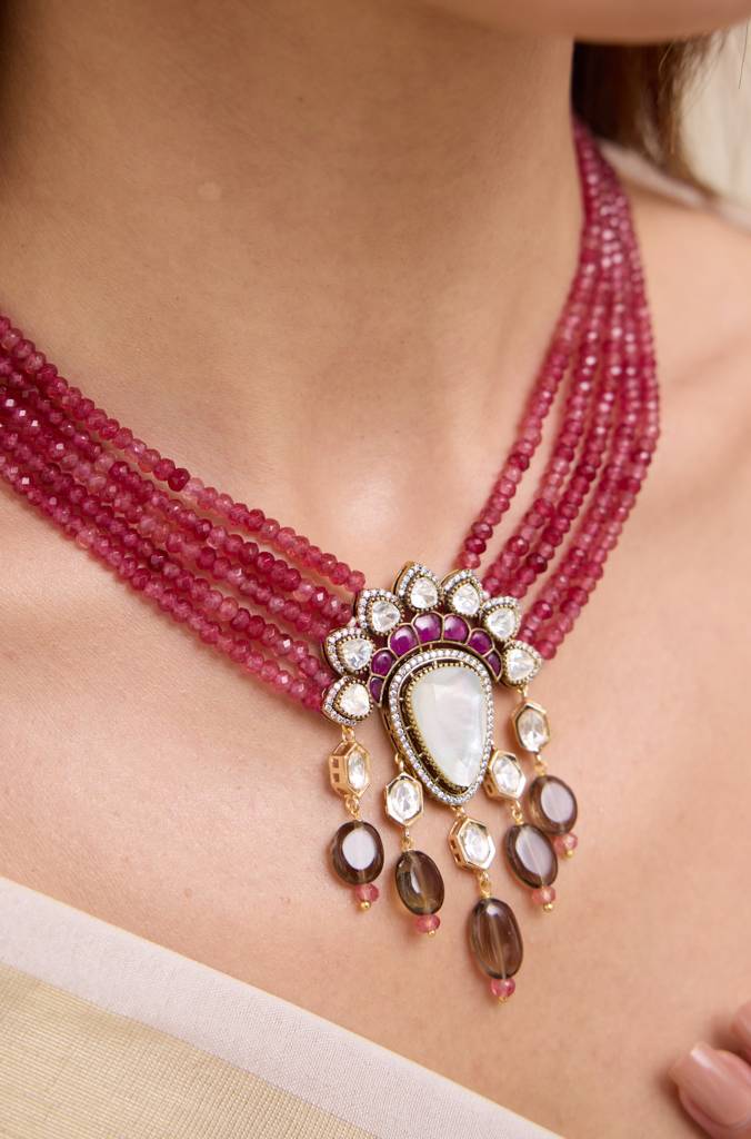 Ishira Necklace : APRSET54