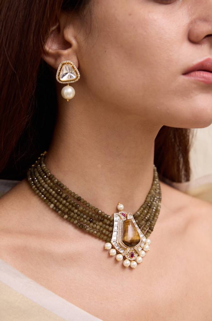 Maesha Choker : APRSET80