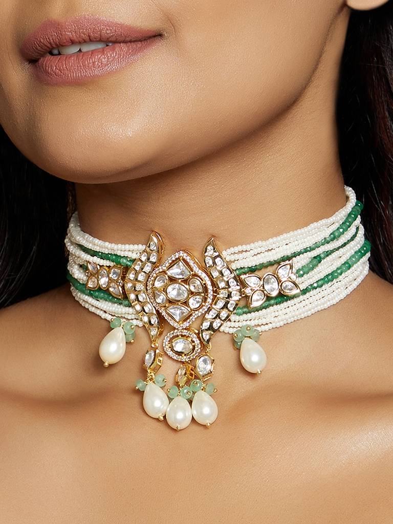 Elegant White & Green Necklace : ARJBR23N81