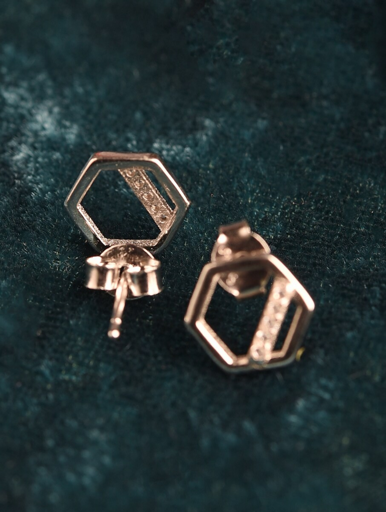 925 Sterling Silver Cz Stone Hexagonal Stud Earrings : ARSSE680