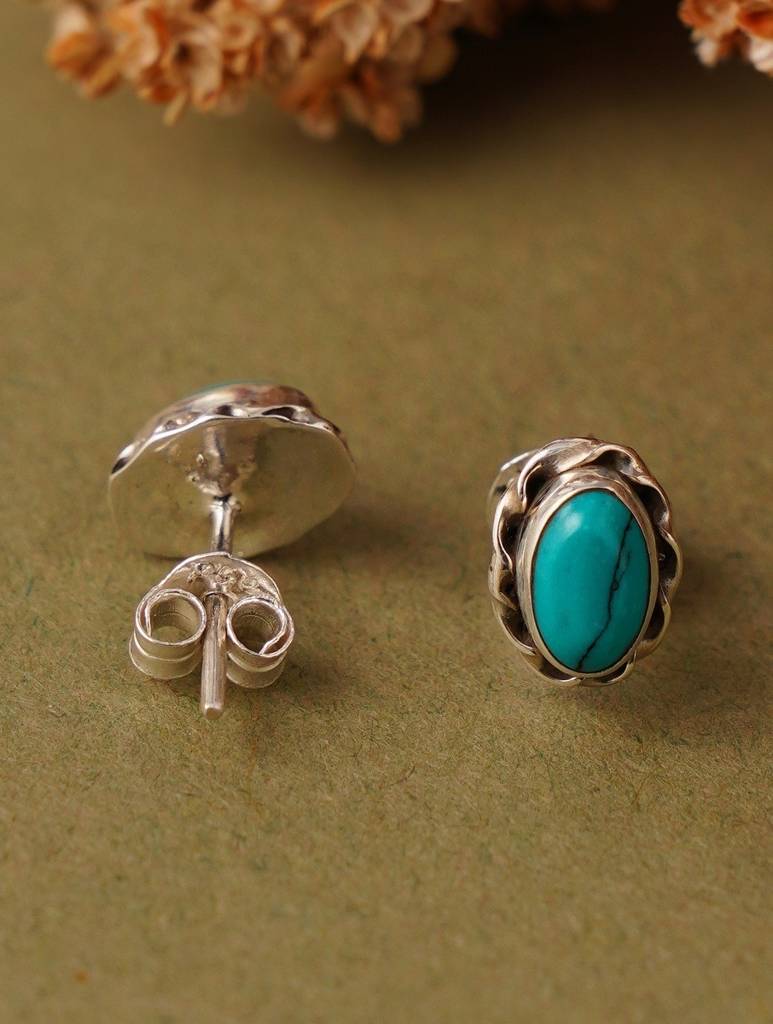 925 Sterling Silver Oval Shape Turquoise Stud Earrings : ARSSE707