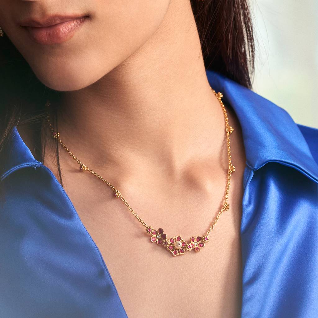 Gulmohar Floral Cluster Necklace Gulmohar Floral Cluster