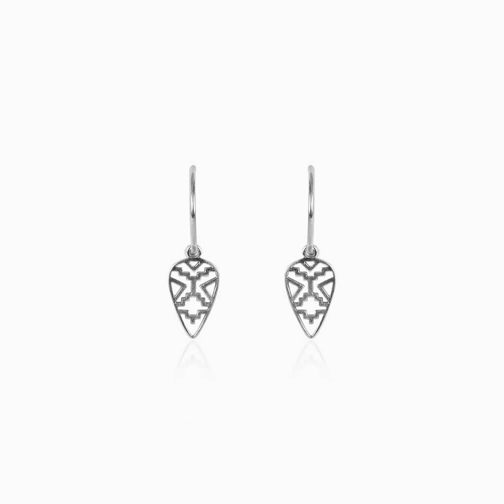 Oxidised Silver Encrusted Danglers : AVER0124