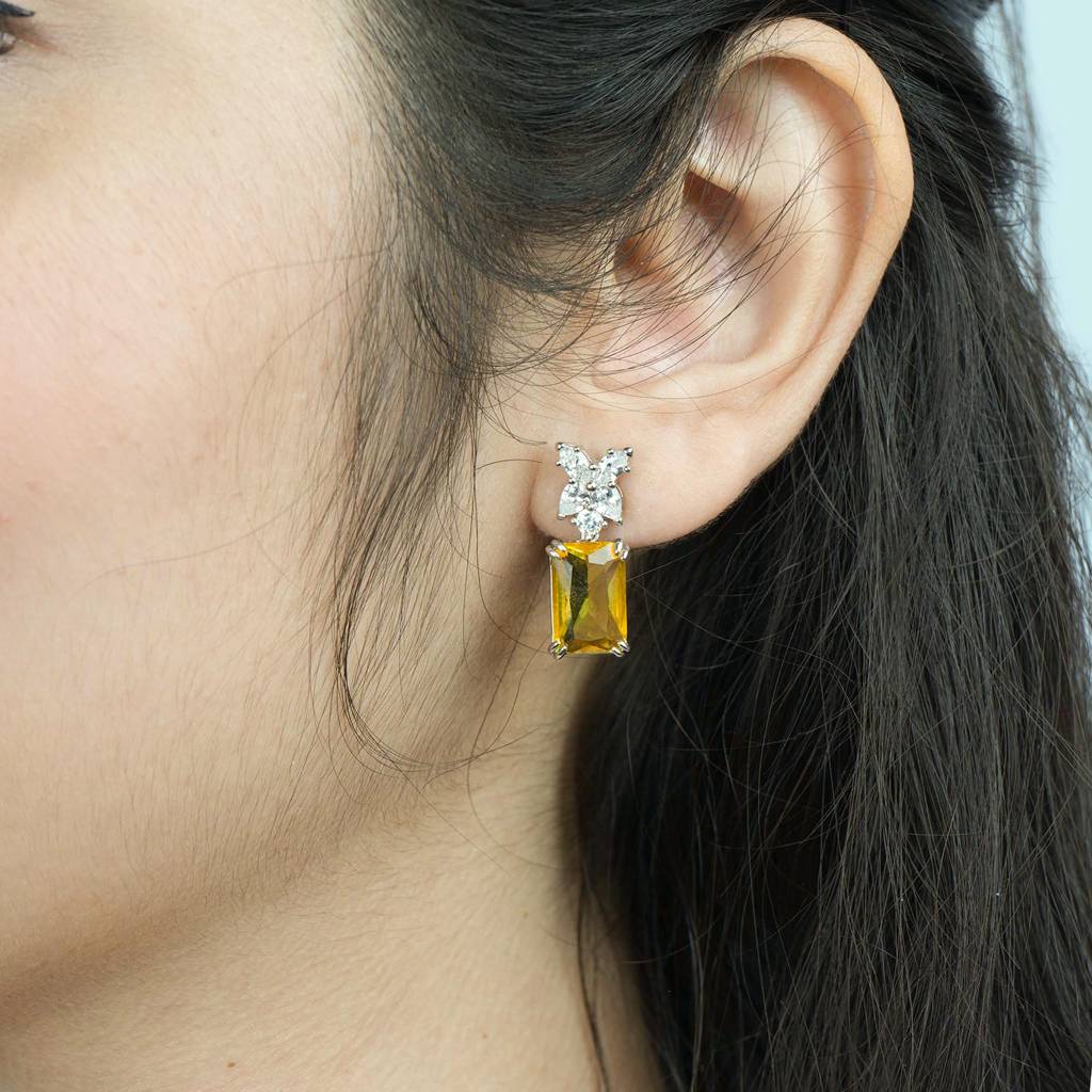 Yellow Stone Cz Drop Earrings : AVER10066