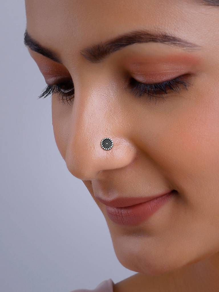 Silver Oxidised Silver Classic Nose Pin : AVNP006