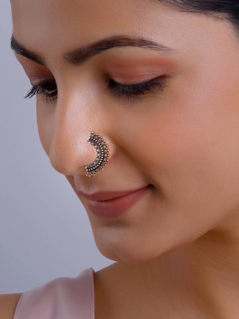 Silver Oxidised Silver Intricate Nose Ring : AVNP039