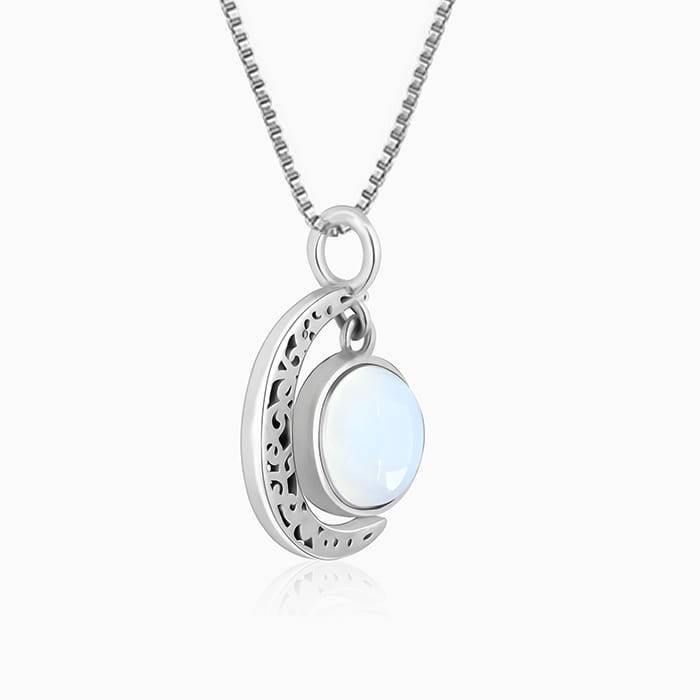 925 Silver Oxidised Silver Moonstone Crescent Pendant With Box Chain : AVPD0104