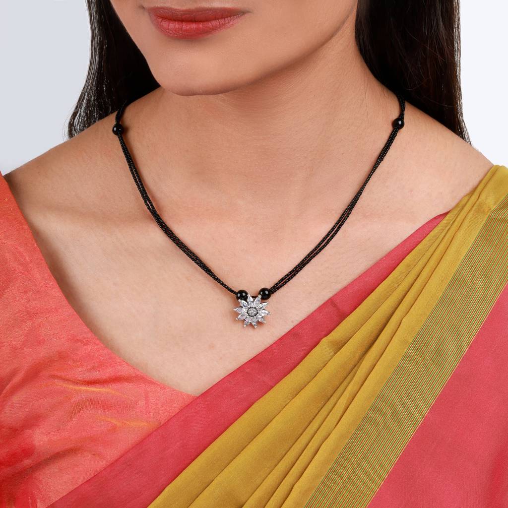 Silver Suryamukhi Mangalsutra : AVPD0175